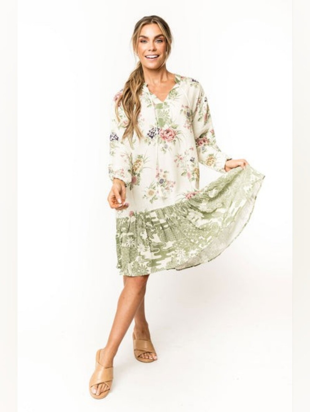NWT | Lovelei Ranch Brenna Floral Tie Detail Dress | Medium